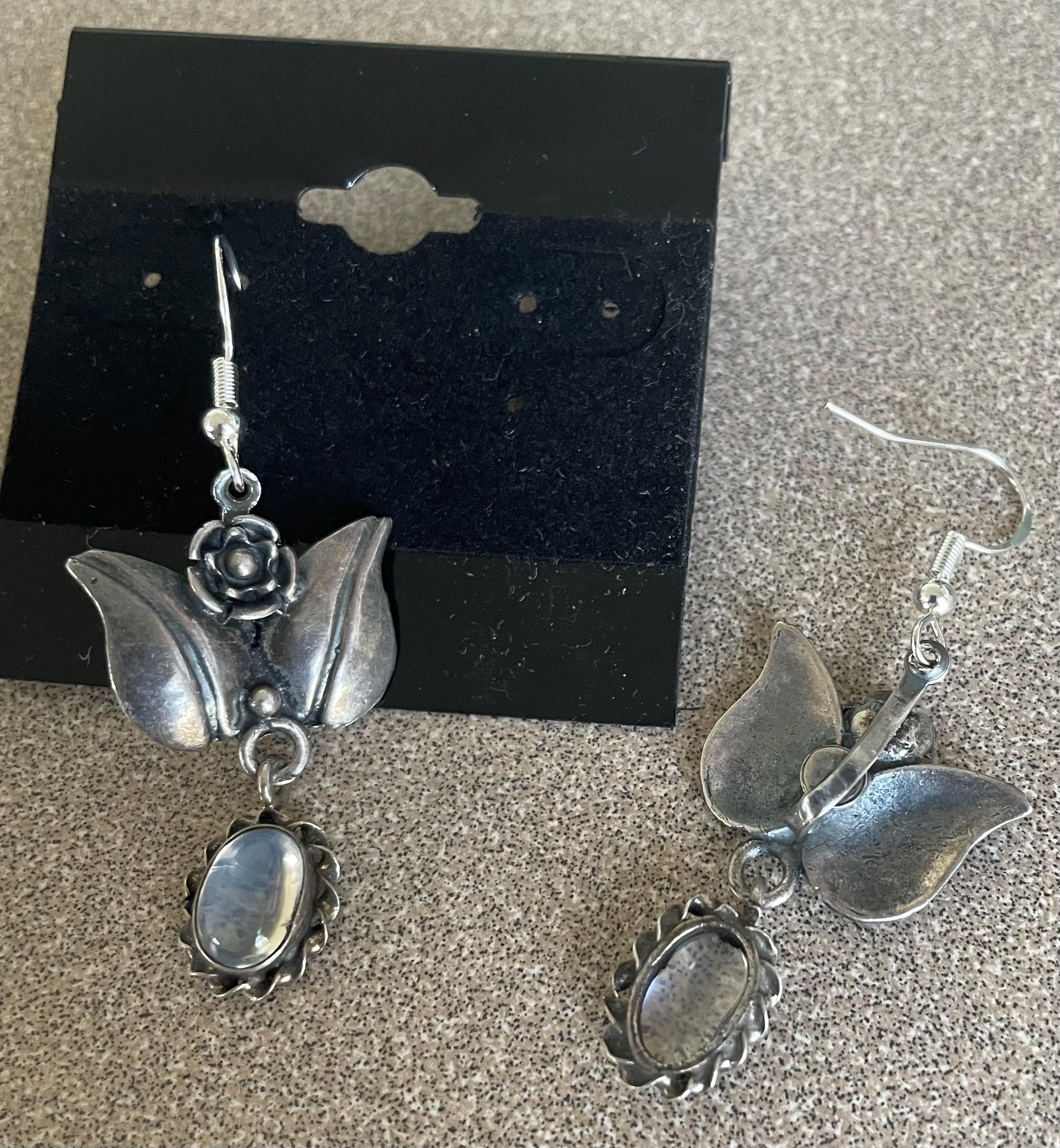 Beautiful Vintage Sterling Silver Floral Dangle Earrings with Moon Stones