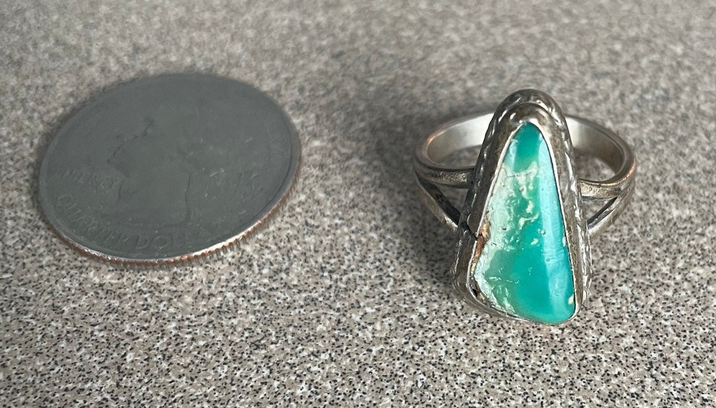 Beautiful Vintage Native American Pawn Silver Blue Green Turquoise Ring Size 7