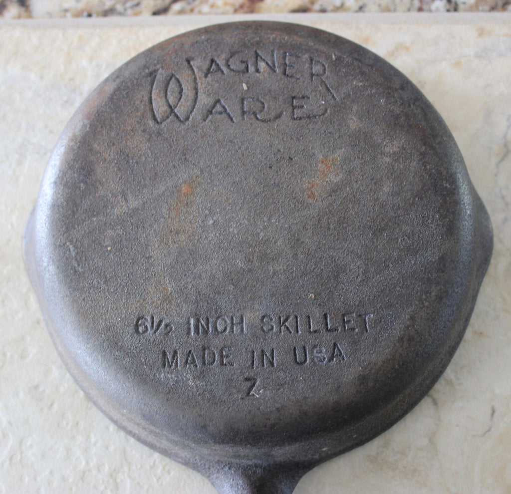 Vintage Small Wagner Ware 6 1/2" Cast Iron Skillet