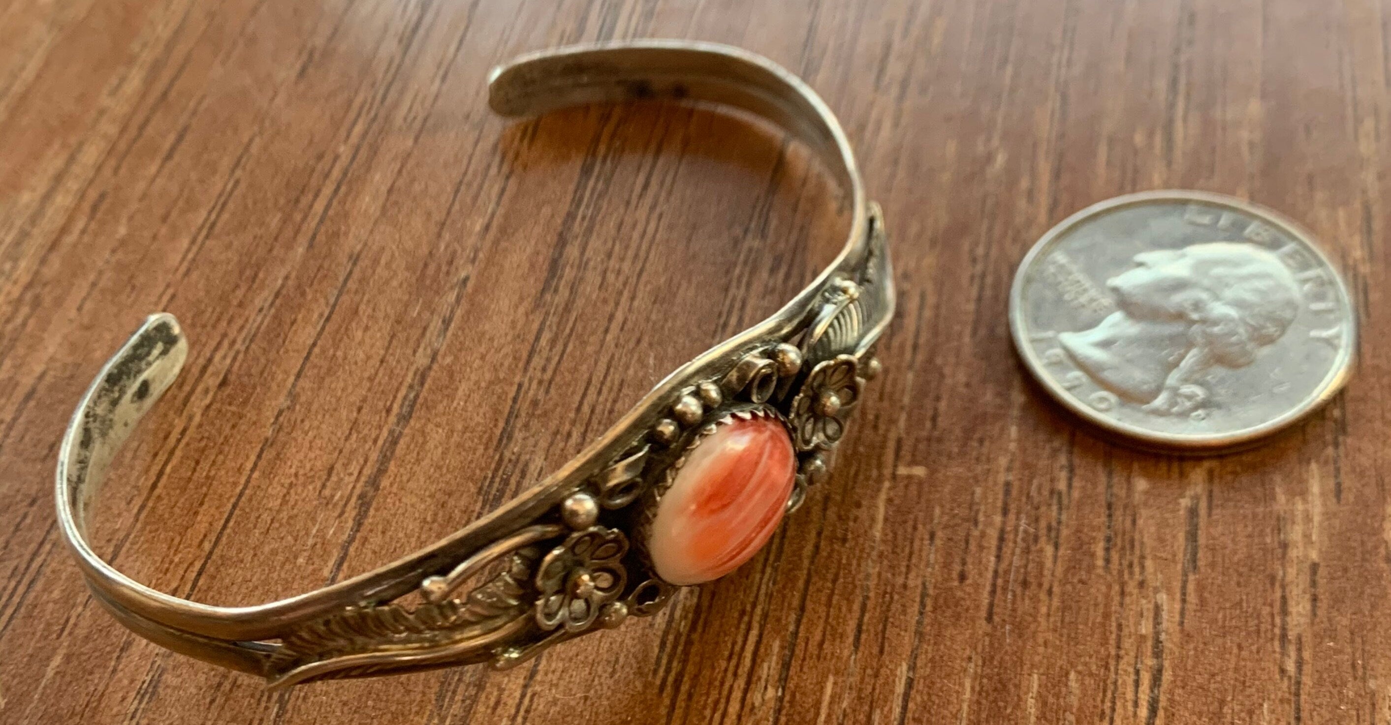 Artist Signed Native American Orange Spiny Oyster Bracelet