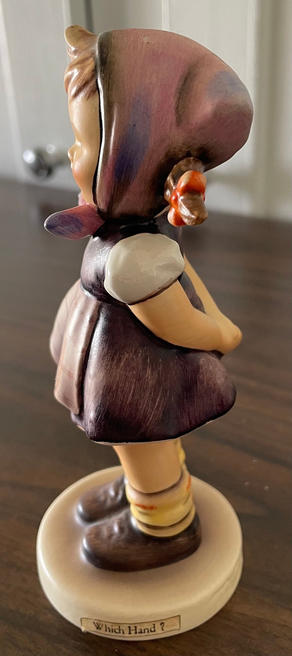 Vintage 1979  M J Hummel  "Which Hand?" Girl Figurine