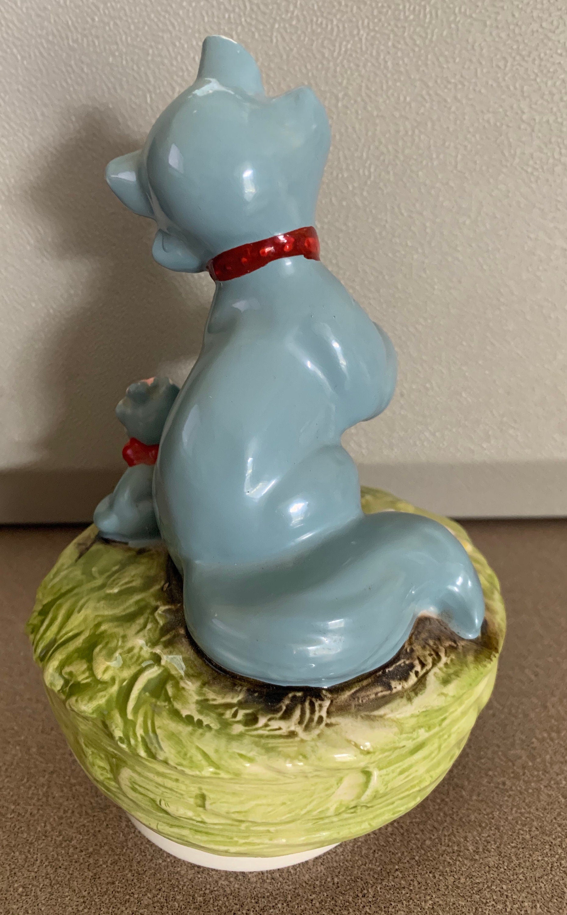 Rare Schmid Aristocats Music Box Walt Disney Duchess And Marie