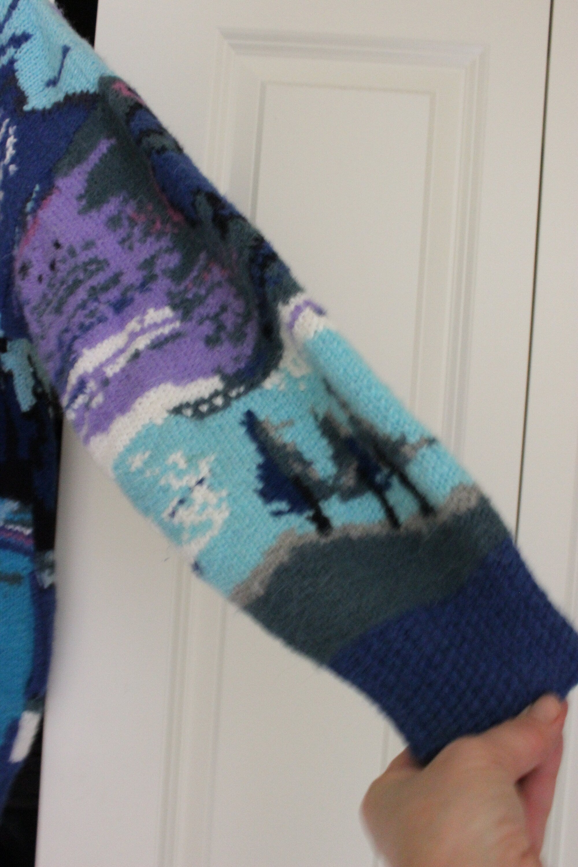 Custom Mountains and Sea Ladies Tapestry Vintage Lee Andersen 100% Alpaca Knit Sweater Size XL