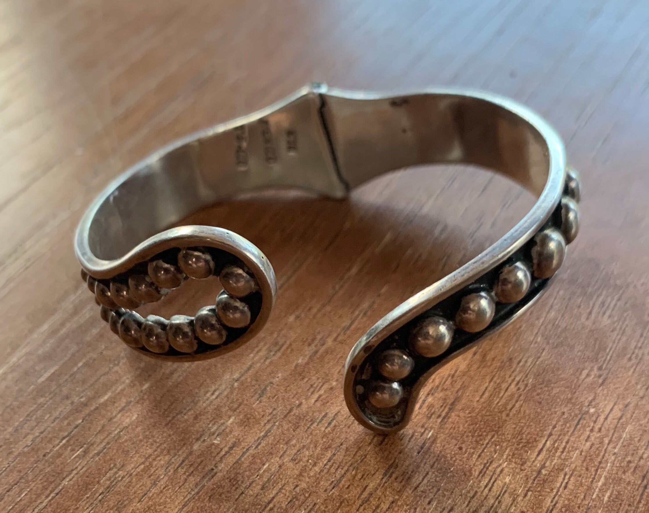 Vintage Taxco Mexico Sterling Silver Hinged  Bracelet