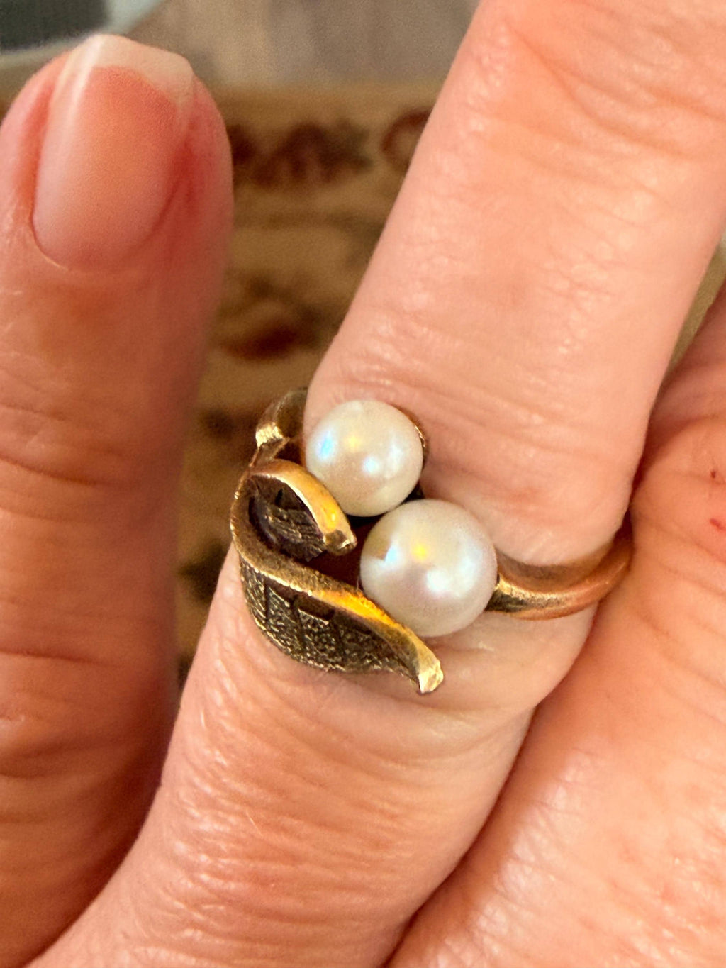 Vintage 10k Gold and Genuine Pearl Ring size 6 1/2