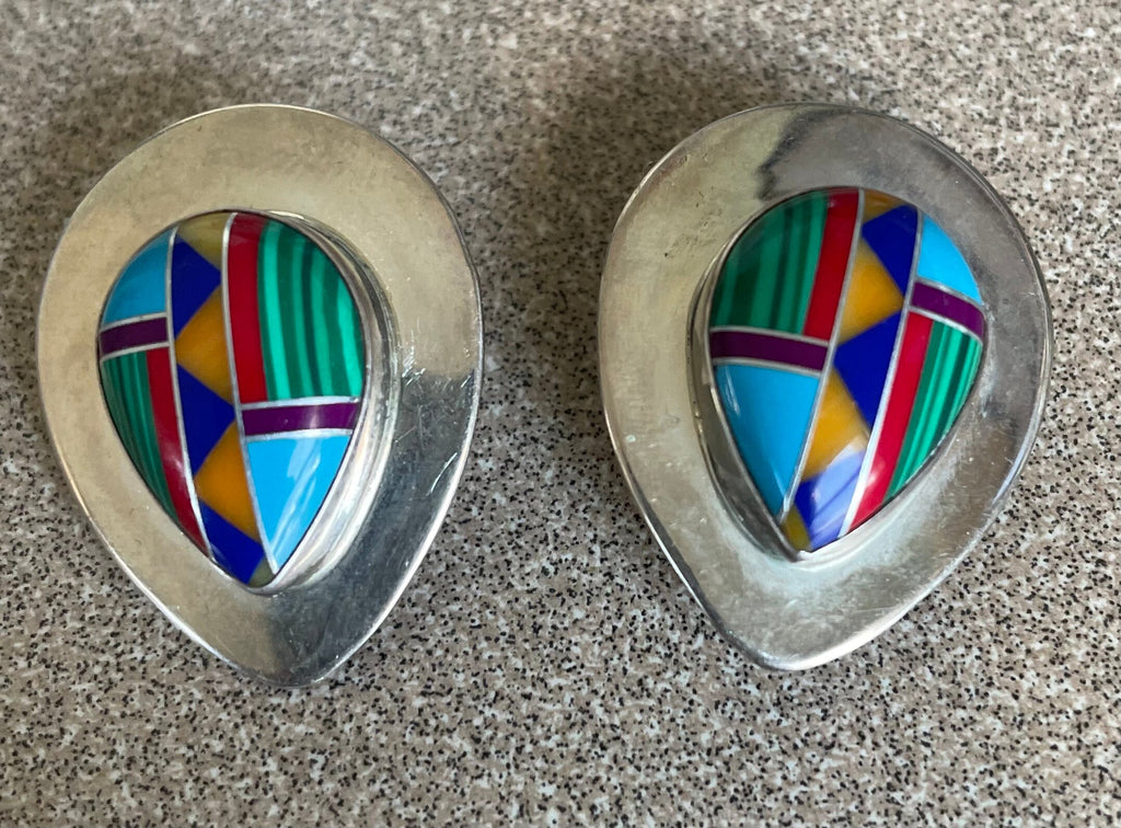 Beautiful Artist Signed Native American Zuni Sterling Silver Clip Earrings
