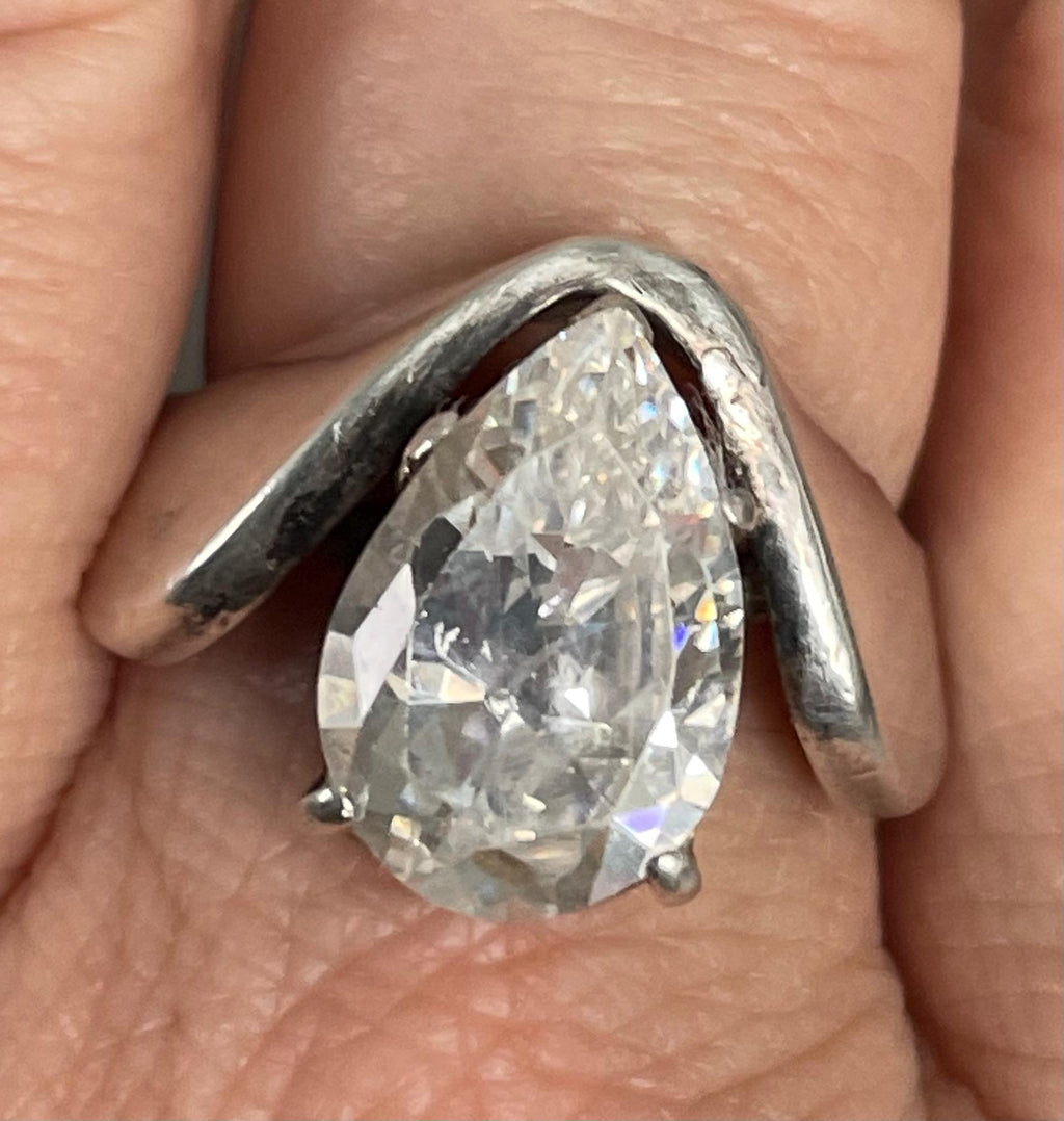 Unique Vintage Artist Signed "ASPO" Ladies Clear Topaz Tear Drop Sterling Silver Modernist Ring Size 9