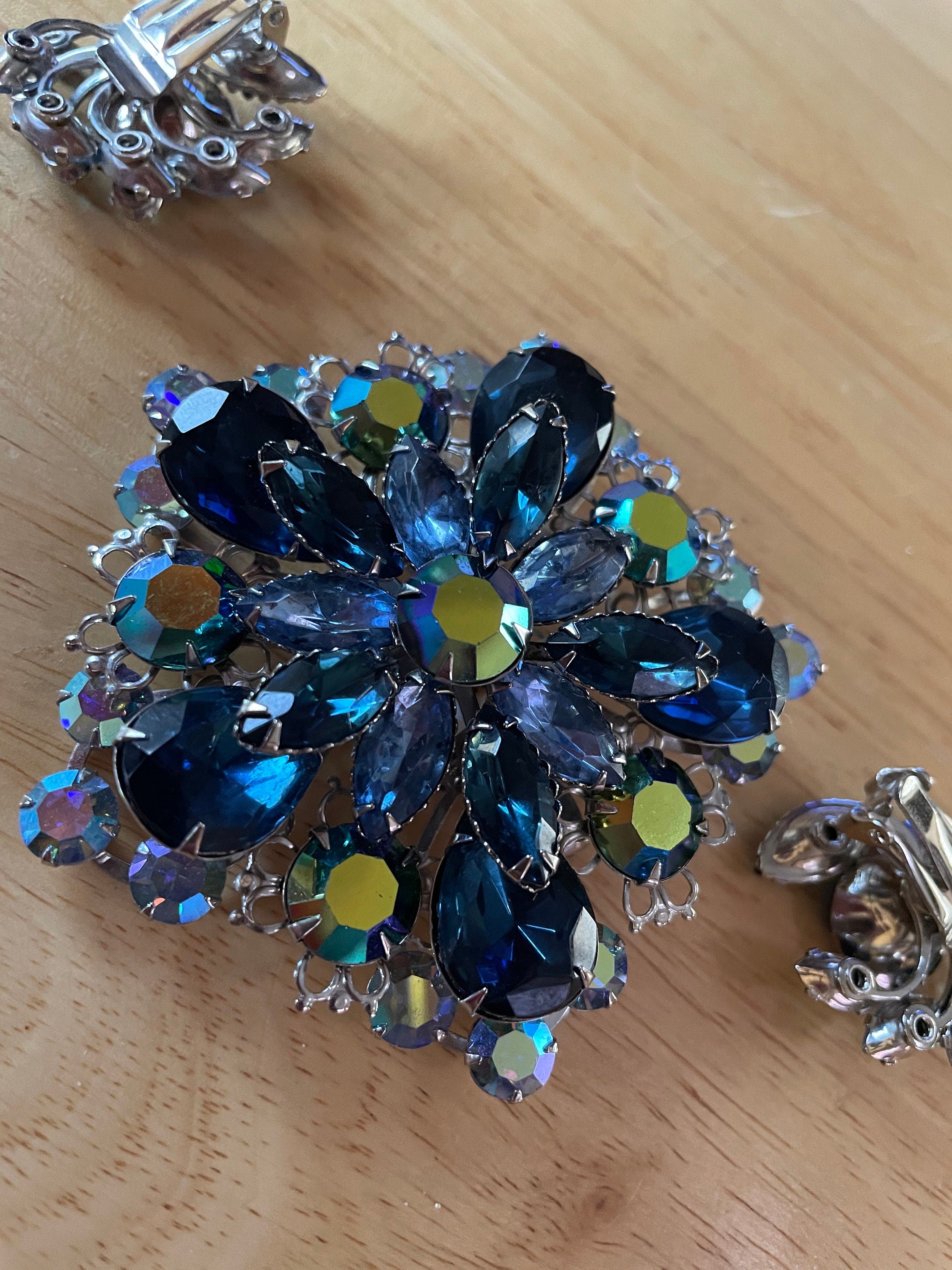 Stunning Huge Vintage Dark Blue Rhinestone Brooch Pin and Clip Earrings Set
