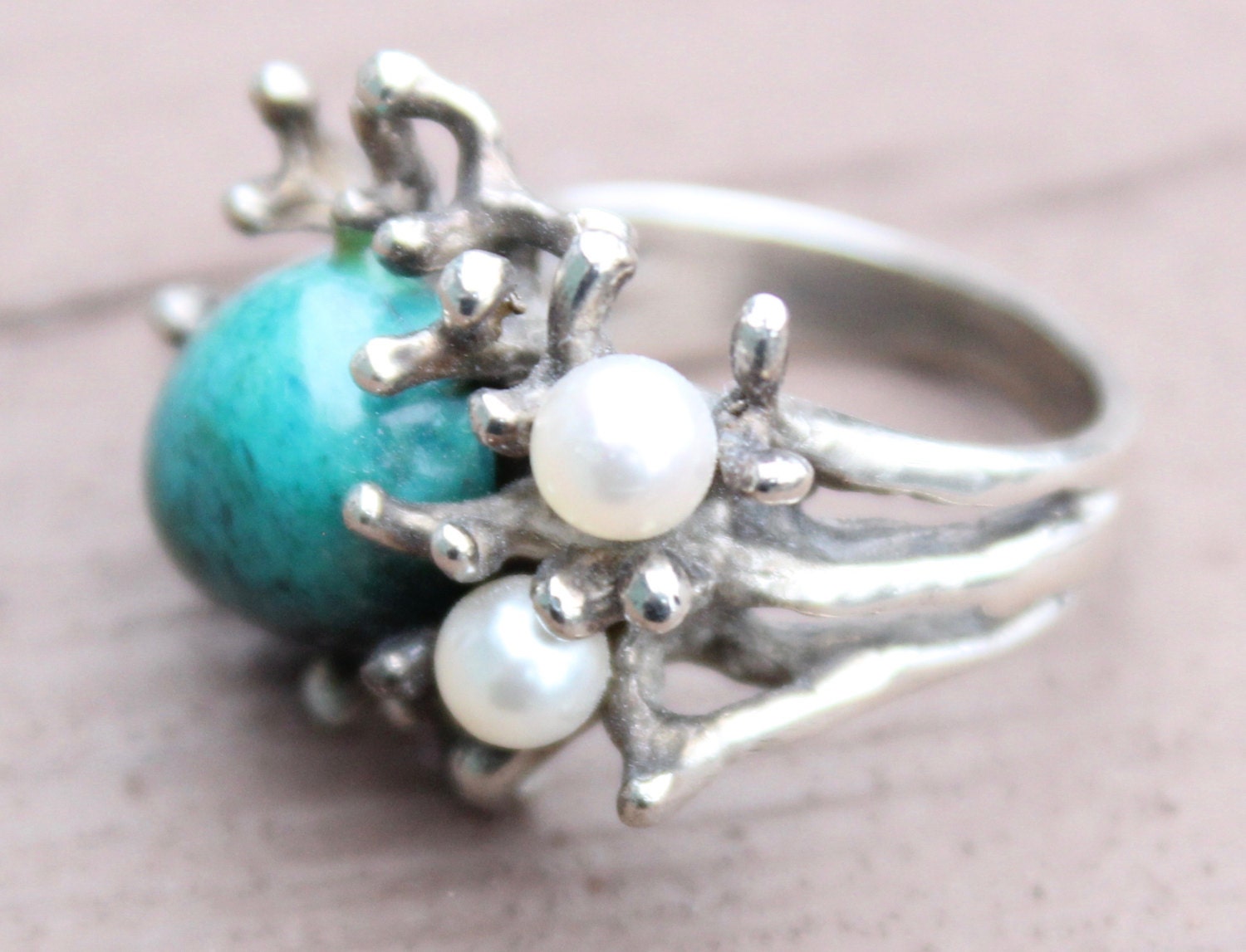 Vintage Custom Made Sterling Silver Turquoise with 2 White Pearls Ring Size 5