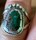Vintage  Sterling Silver Native American Green Turquoise Bear Paw Ring Size 8