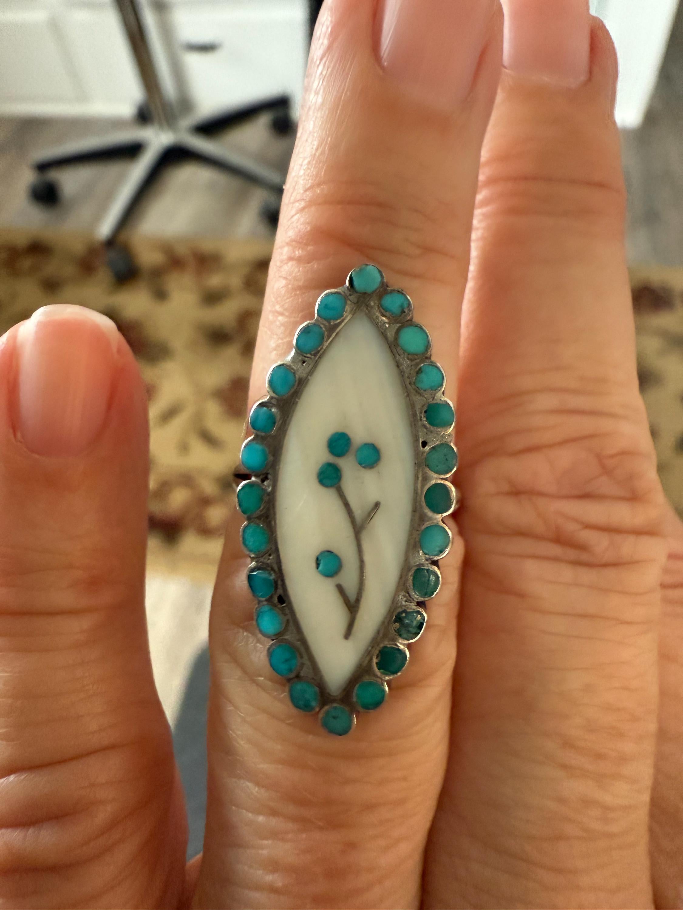 Stunning and Unique Native American Zuni Sterling Silver Ring Size 4 3/4