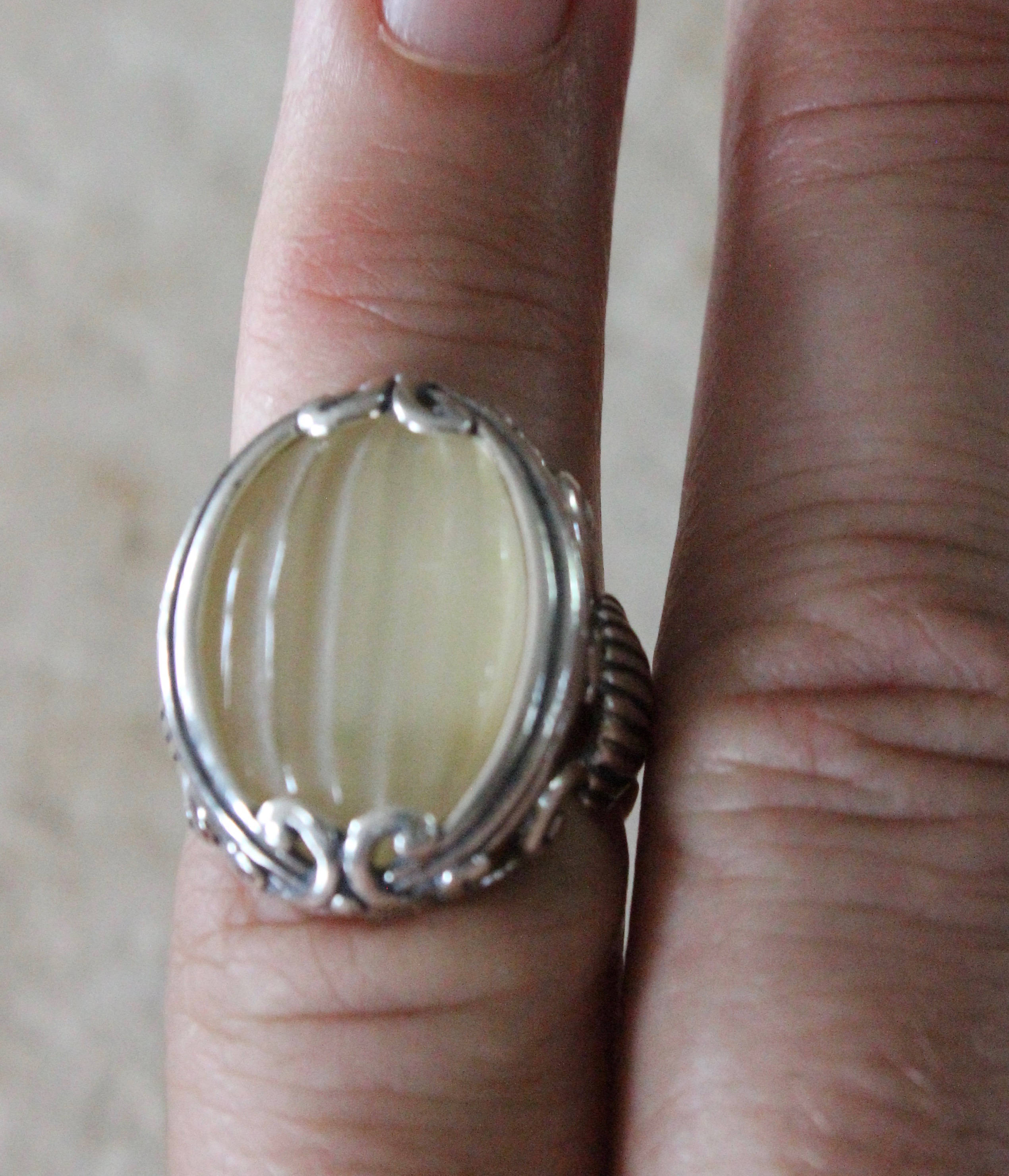 Unique Vintage Artist Signed Carolyn Pollock Lemon Colored Stone Sterling Silver Sculpted Ring Sz 6 1/2
