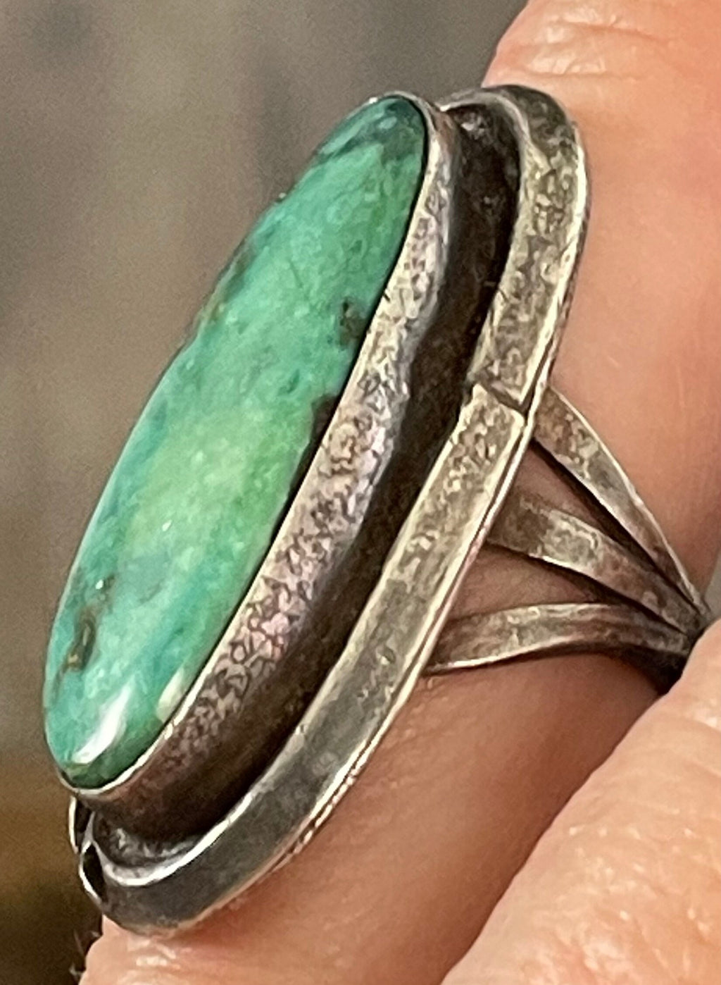 Vintage Huge Blue Green Turquoise Heavy Sterling Silver Ring Size 6