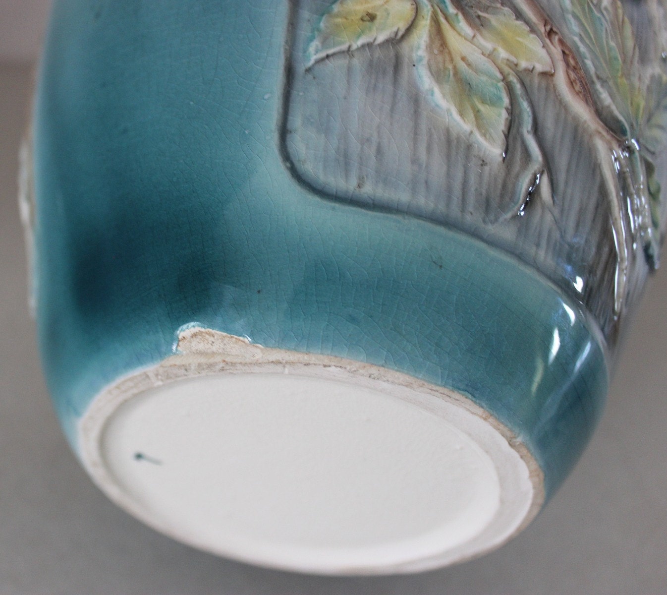 Rare Vintage Antique Large Bird Cockatoo Parrot & Dogwood Majolica Vase 2 Sided